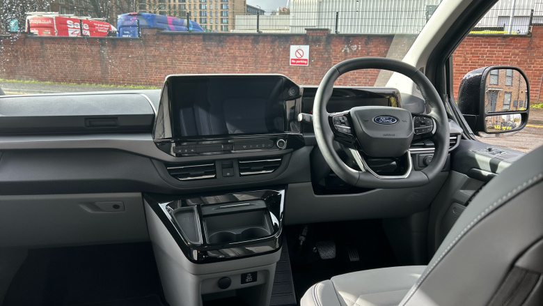 Ford Tourneo Custom 340 L1 Electric Rwd 160kW 65kWh H1 Titanium X 8 seater Auto